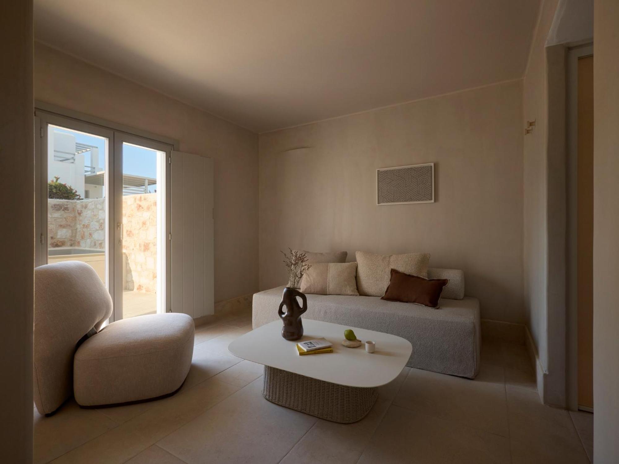 Akria Seaside Suites Náousa Buitenkant foto