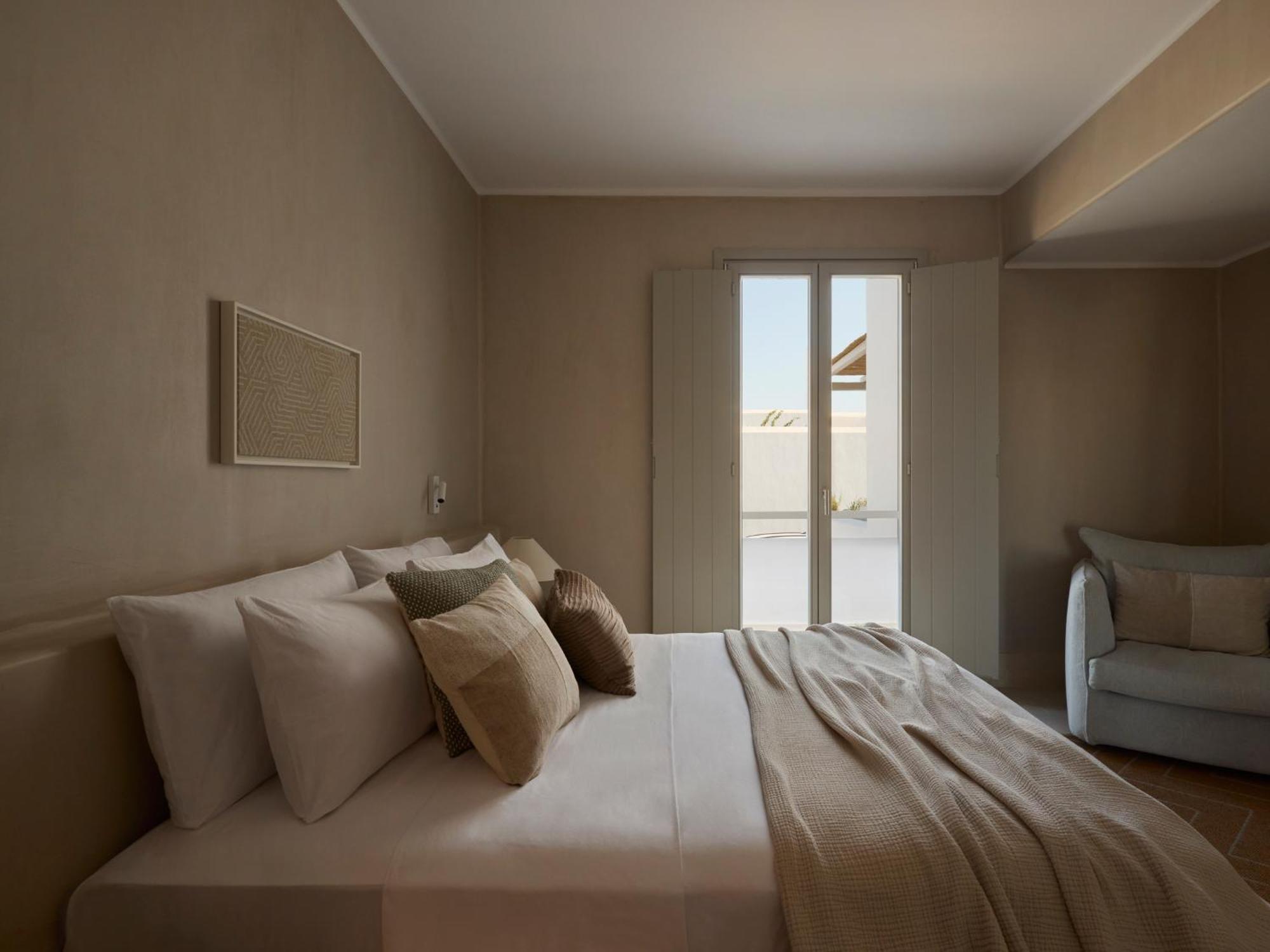 Akria Seaside Suites Náousa Buitenkant foto