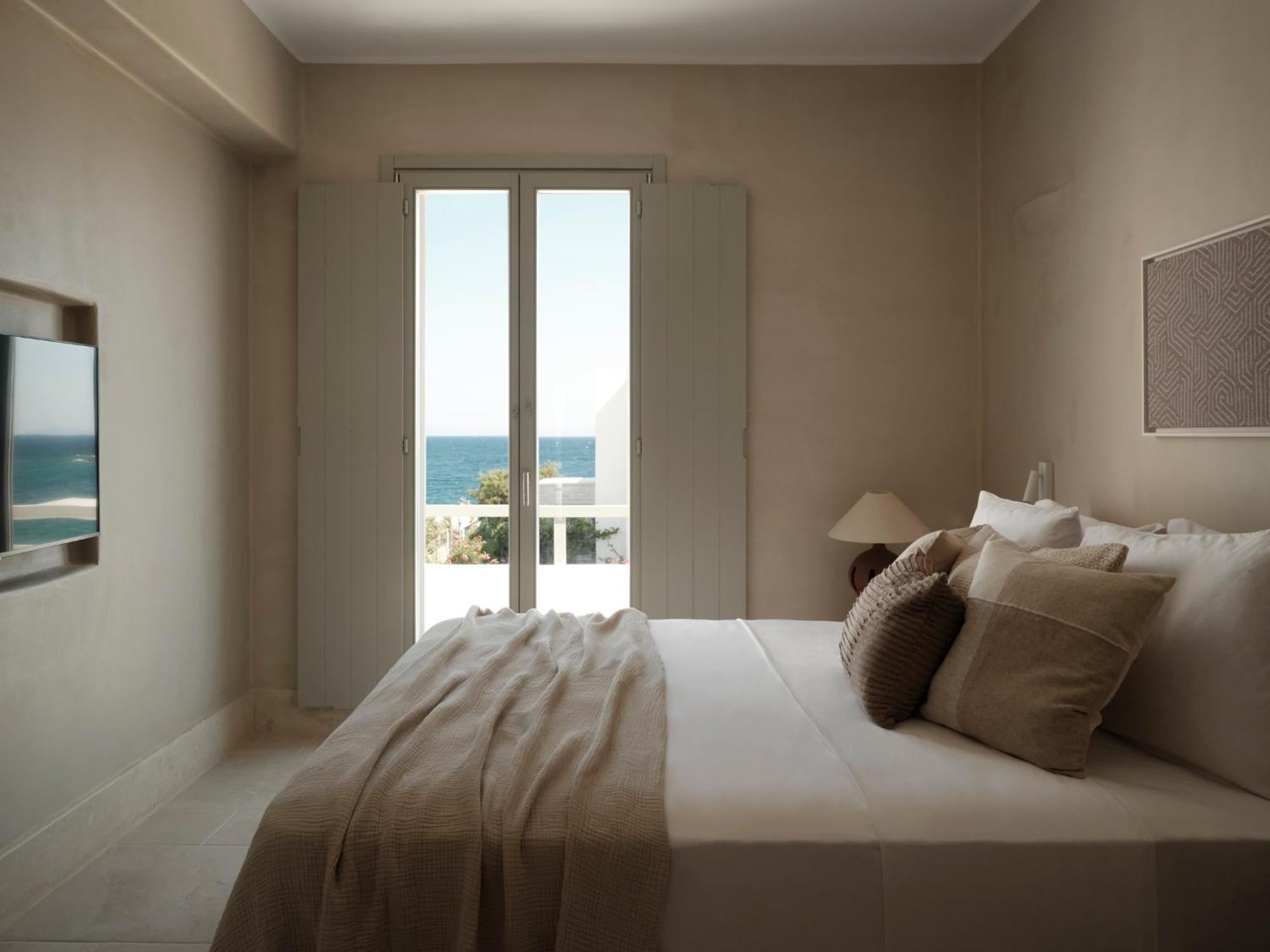 Akria Seaside Suites Náousa Buitenkant foto